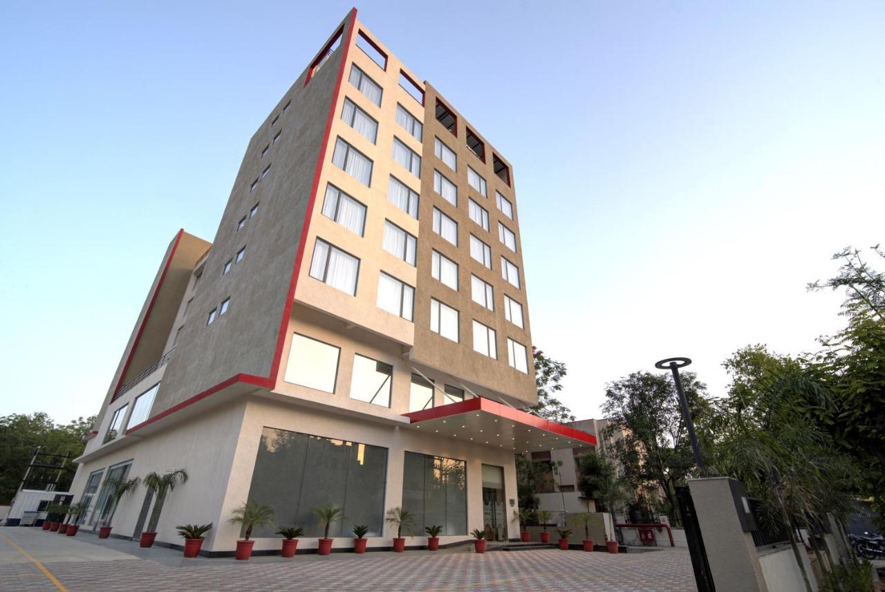 7 Apple Pratap Nagar, Jaipur